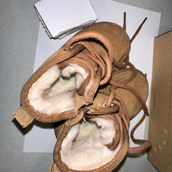 UGG Kids Tan Boots - Picture 10 of 14
